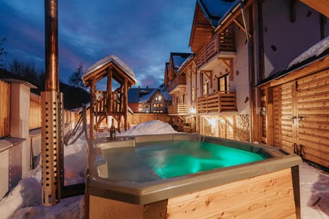 Hot Tub, Spa and wellness centre/facilities