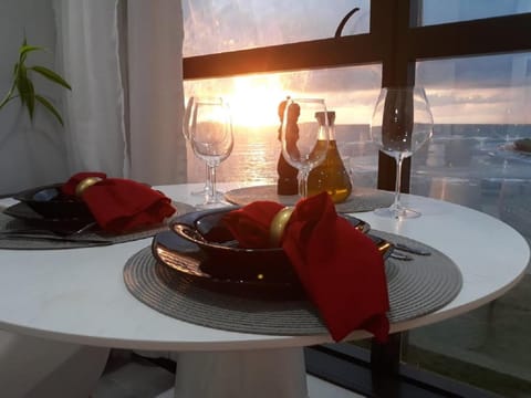 Sea view, Dinner