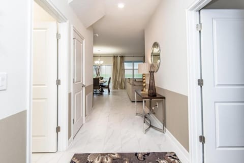 Enchanting Escape Private Pool SPA Games Room House in Ocoee