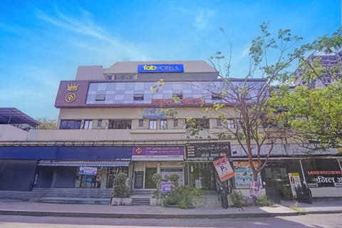 Property building, Facade/entrance
