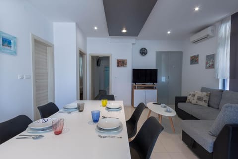 Apartman Dora Apartment in Podstrana