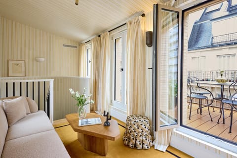 Balcony/Terrace, Living room