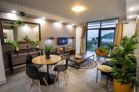Balcony/Terrace, Living room, Dining area