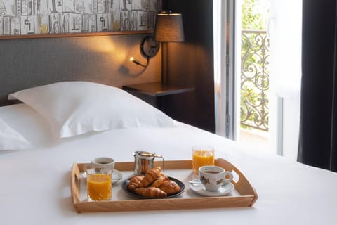 Bedroom, Breakfast, Continental breakfast