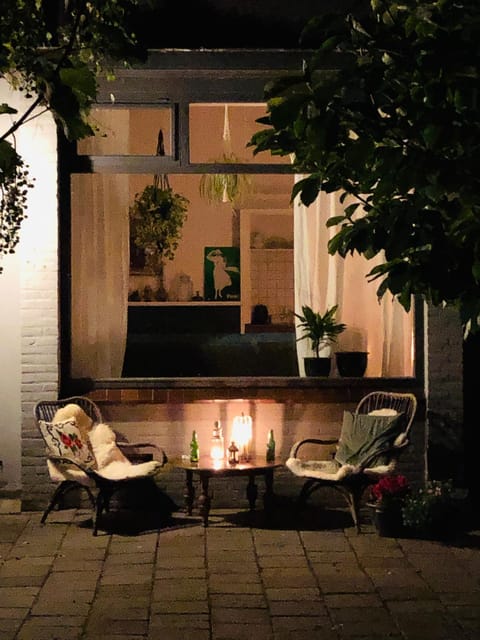 Patio, Facade/entrance, Decorative detail