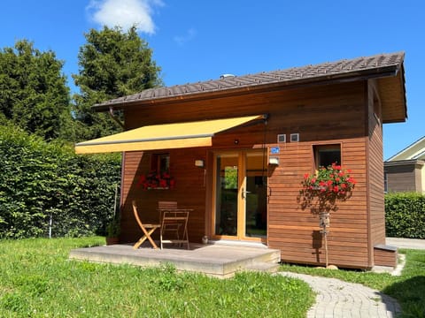 Fiechtehüsli (tiny house) Apartment in Canton of Bern (Region)