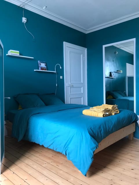 Chambre cosy dans maison de maître Vacation rental in Hauts-de-France