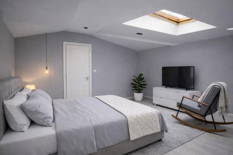 TV and multimedia, Bedroom