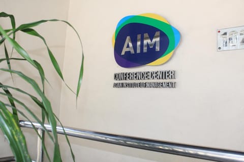 Property building, Facade/entrance, Property logo or sign