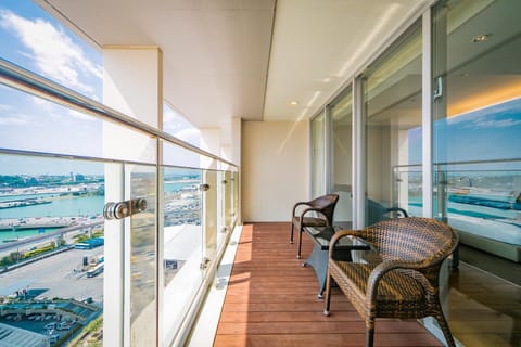Day, View (from property/room), Balcony/Terrace, Seating area