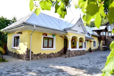 Property building, On site