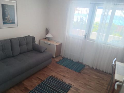 Apartment Oaza - 150m from the sea Apartment in Novi Vinodolski