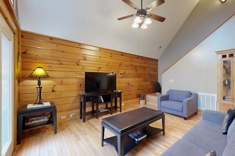 Hawks Landing House in Swain County