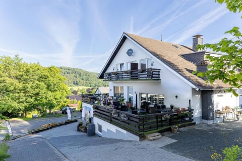 Property building, Day, Natural landscape