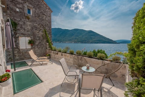 Day, Natural landscape, View (from property/room), Balcony/Terrace, Living room, Seating area, Sea view, Sunset
