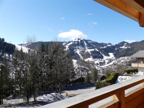Nearby landmark, Day, Natural landscape, Winter, View (from property/room), Balcony/Terrace, Mountain view