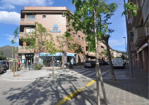 Property building, Neighbourhood, Street view