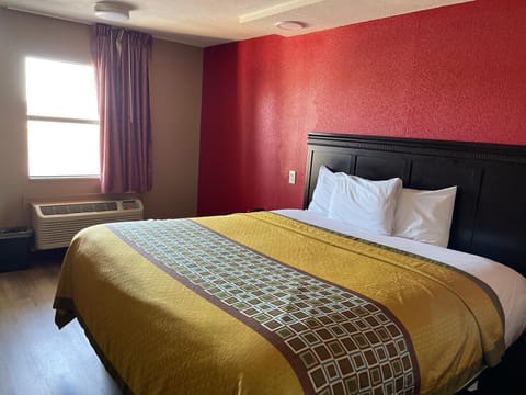 Deluxe Inn Motel in West Memphis