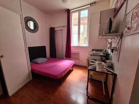 Studio Girodeau Moulins Apartment in Moulins