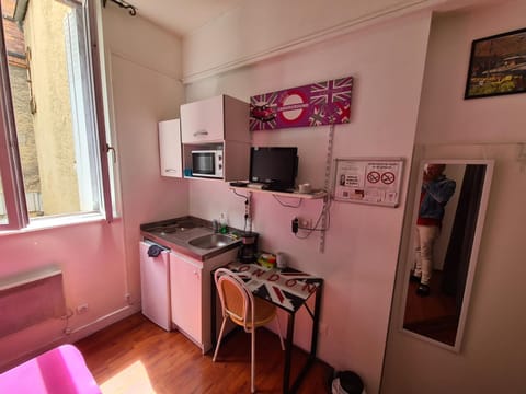 Studio Girodeau Moulins Apartment in Moulins