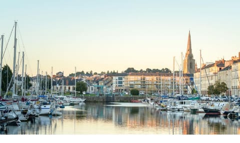 Off site, Neighbourhood, Other