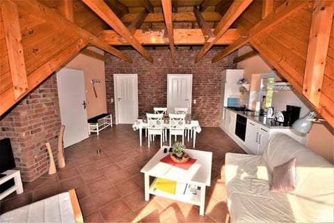 Ostseeliebe-Oben-Links-2-KK-H Apartment in Hohwacht