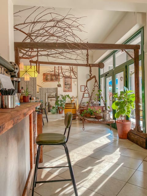 Lobby or reception, Lounge or bar