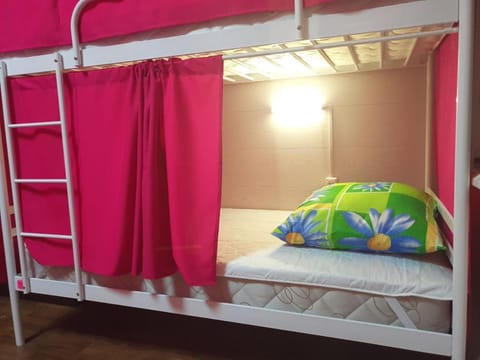 bunk bed