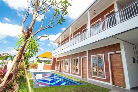 Property building, Balcony/Terrace