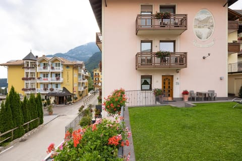 Casa Dorigoni a Molveno Apartment in Molveno