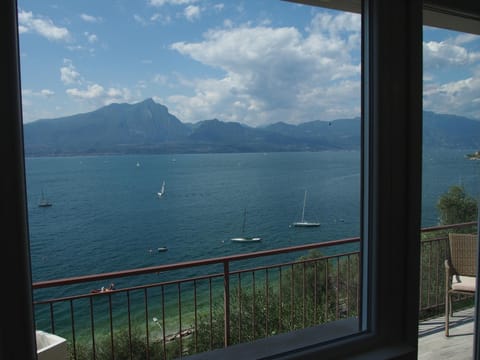 CasaPi' House in Torri del Benaco