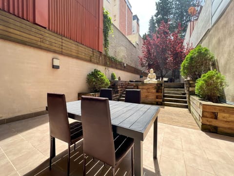Patio, Day