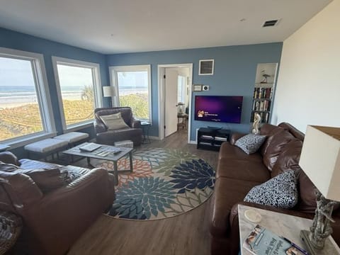 Dune Heights Home House in Crescent Beach