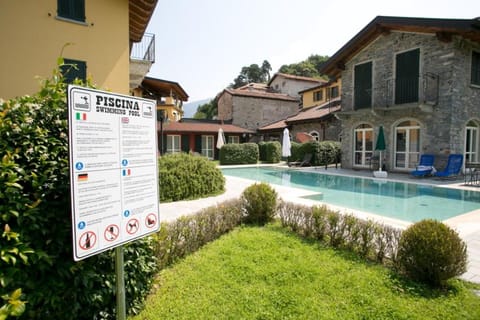 Property building, Day, Garden, Garden view, Pool view, Swimming pool, sunbed