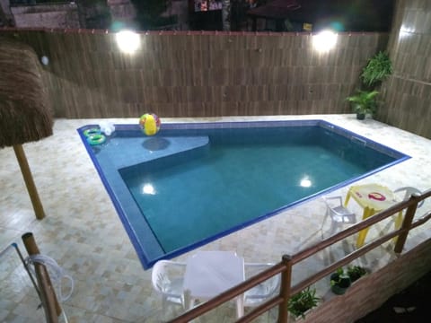 Bird's eye view, Decorative detail, Floor plan, Pool view, Swimming pool
