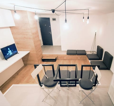 TV and multimedia, Living room, Seating area, Dining area, Area and facilities