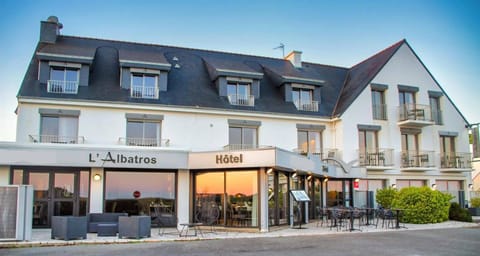 Logis Hôtel l'Albatros Hotel in Damgan