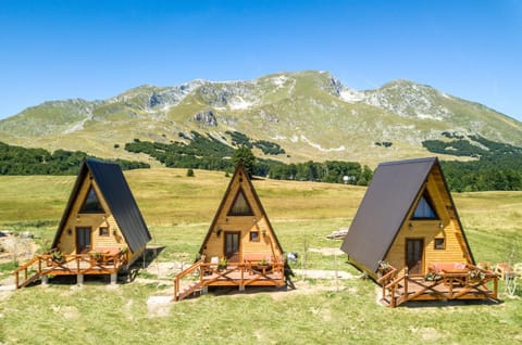 Nearby landmark, Spring, Natural landscape, Mountain view