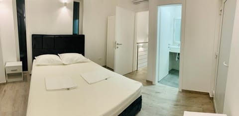 Villa Legacy with privat heating pool Apartment in Novalja