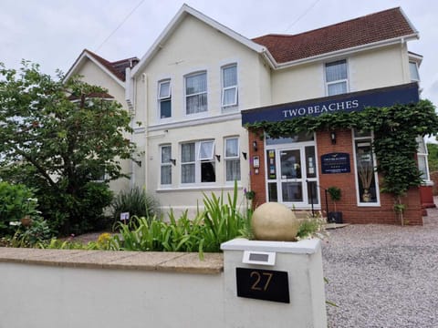 Two Beaches Bed and Breakfast in Paignton