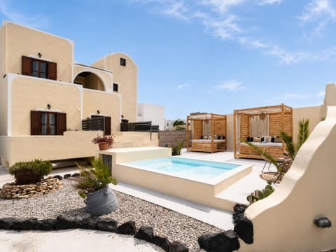 Property building, Balcony/Terrace, Area and facilities, Swimming pool