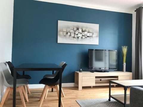 DUMANOIR - Grand 2 pièces moderne & cosy proche de la gare et du centre Apartment in Lorient