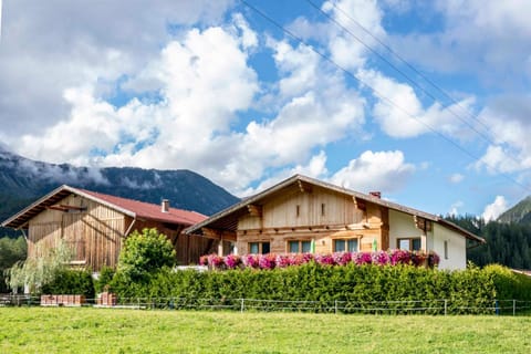 Honzarhof Apartment in Tyrol