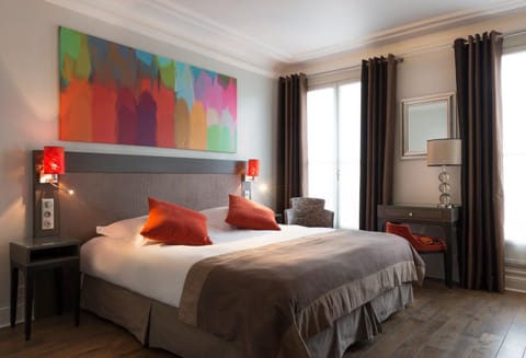 Photo of the whole room