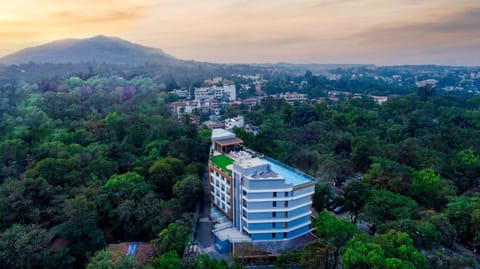 Property building, Bird's eye view