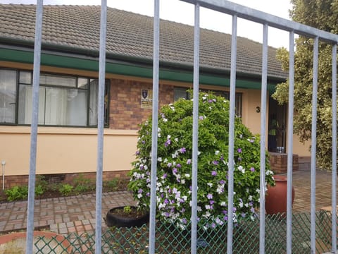 Canterbury Self-catering Vacation rental in Cape Town