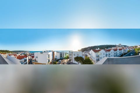 Off site, Neighbourhood, Natural landscape, Bird's eye view, Beach, Hiking, City view, Sea view, Street view