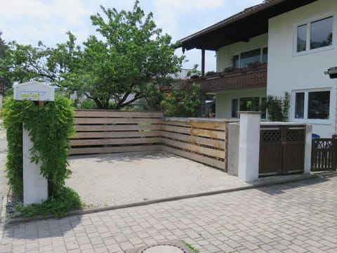 Ferienwohnung Auszeit | Chiemgau Karte Apartment in Grassau