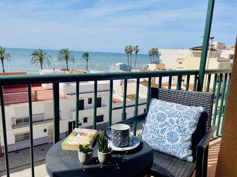 Natural landscape, View (from property/room), Balcony/Terrace, Beach, Sea view