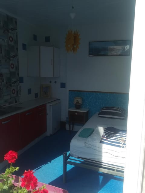 La Chaloupe Chambres d'hotes Bed and Breakfast in Brittany